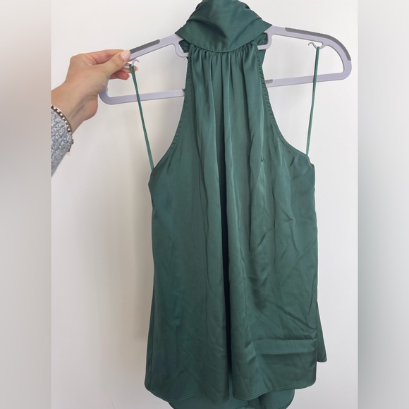 Emerald High Neck Tank from Aqua Bloomingdale’s - Picture 4 of 7